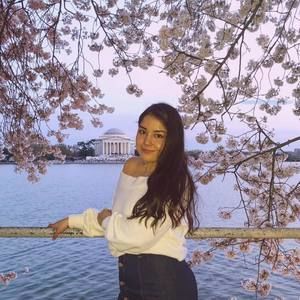 Meet your Posher, Ingrid